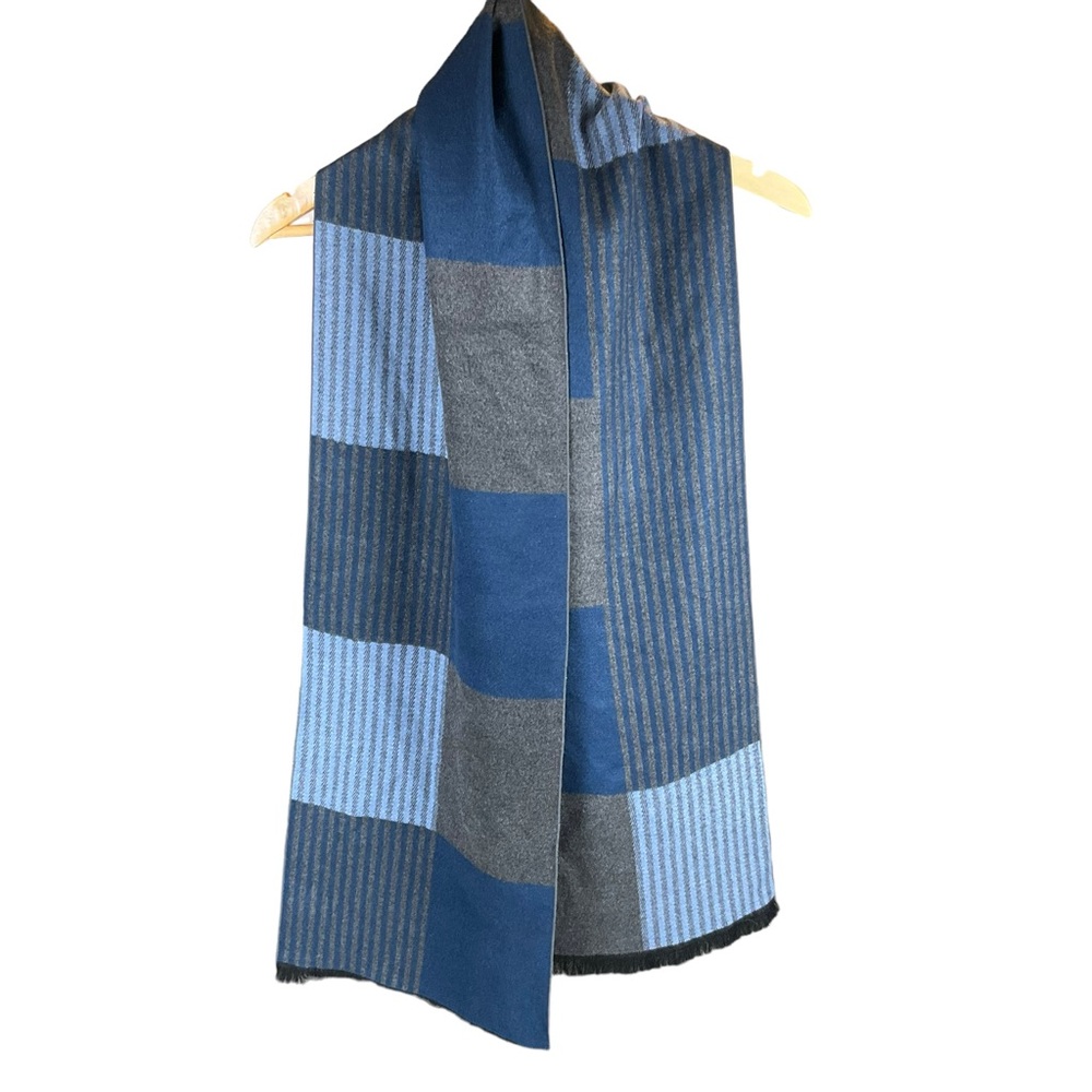 NWT Steel & Jelly Winter Scarf Blue Grey Dressy Warm Soft Classic - Picture 2 of 9